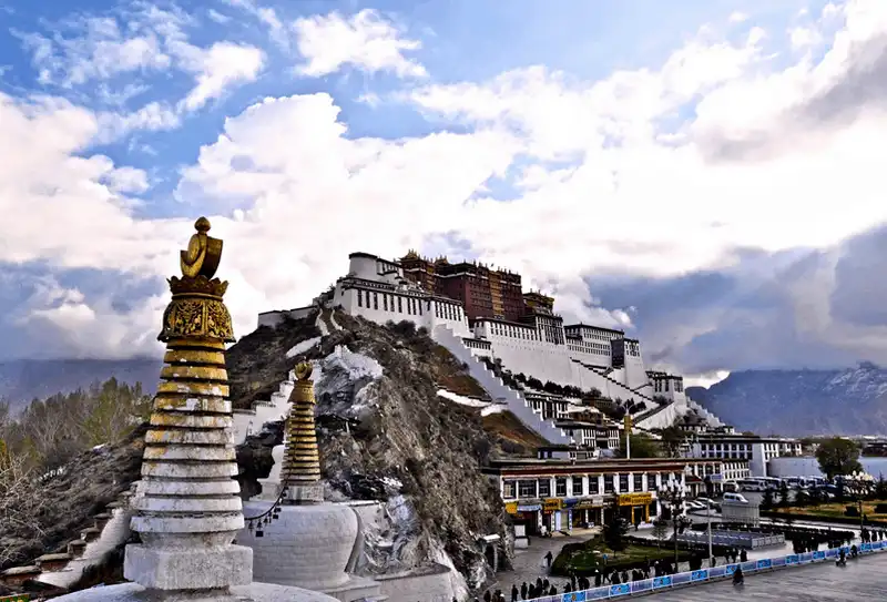 Tạp chí du lịch Wanderlust Tips Những tour du lịch thú vị quanh thành phố Tứ Xuyên, Trung Quốc