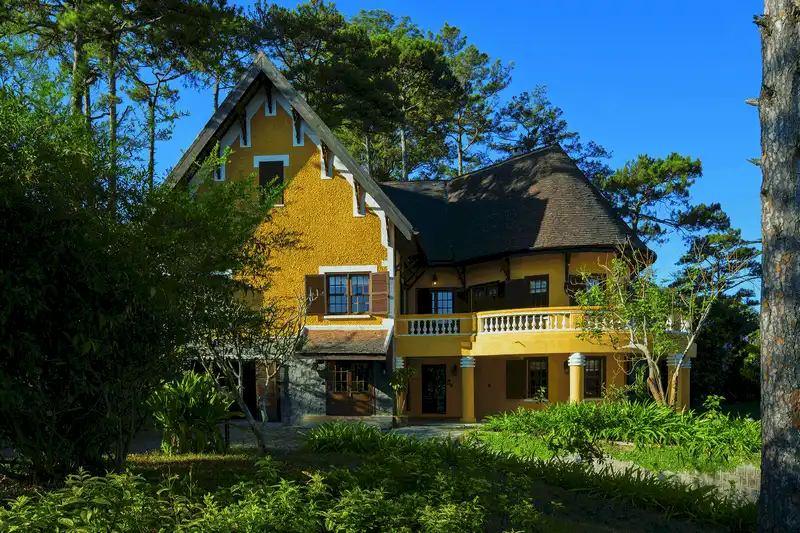 Tạp chí du lịch Wanderlust Tips Độc đáo Hội chợ mùa thu sôi động tại Ana Mandara Villas Dalat