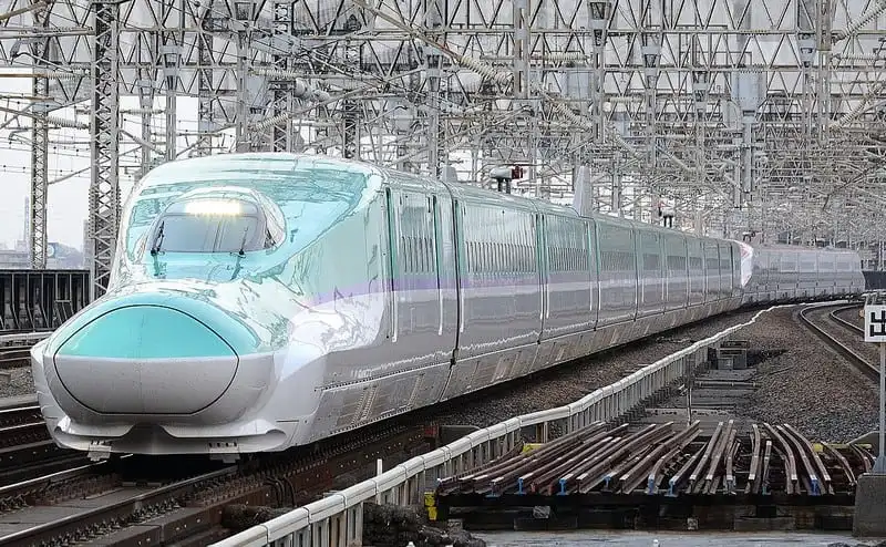 Tạp chí Wanderlust Tips 10 chuyến tàu cao tốc nhanh nhất thế giới