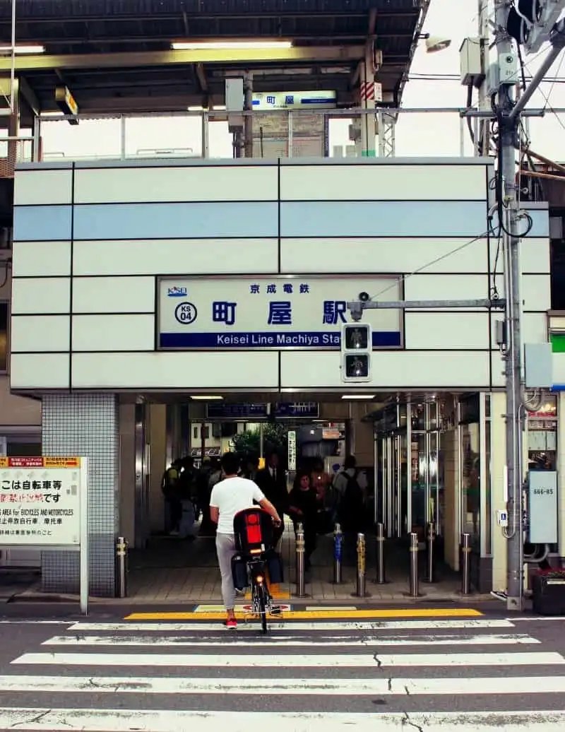 Tạp chí Wanderlust Tips 6 lưu ý khi đi tàu điện ngầm cho người chưa có kinh nghiệm