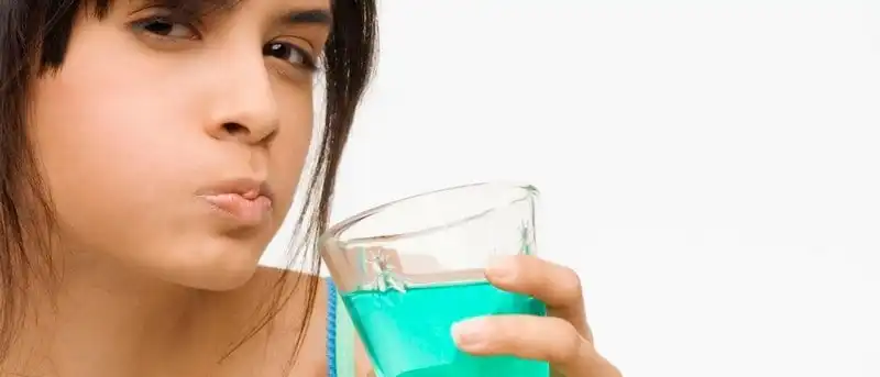 Bỏ túi 5 bí kíp để tránh cảm lạnh sau khi đi máy bay 7 Wanderlust Tips Năm Bí Kíp Tránh Cảm Lạnh Sau Bay