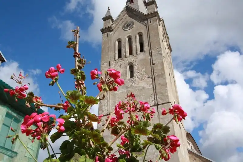 Kinh nghiệm để có chuyến du lịch Latvia hoàn hảo 11 Tạp chí Wanderlust Tips Kinh nghiệm để có chuyến du lịch Latvia hoàn hảo