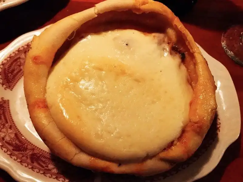 Wanderlust Tips Độc đáo pizza pot pie thu hút thực khách