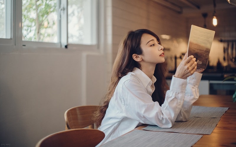 Bật mí mẹo để trang điểm "chuẩn không cần chỉnh" khi du lịch 5 Wanderlust Tips bat mi meo de trang diem chuan khong can chinh khi di du lich 0