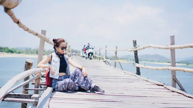 Tạp chí Du lịch Wanderlust Tips | 9X kể chuyện những ngày nắng đẹp ở Santorini 