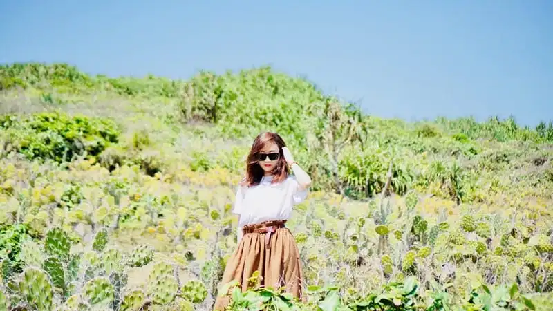 Tạp chí Du lịch Wanderlust Tips | 9X kể chuyện những ngày nắng đẹp ở Santorini 