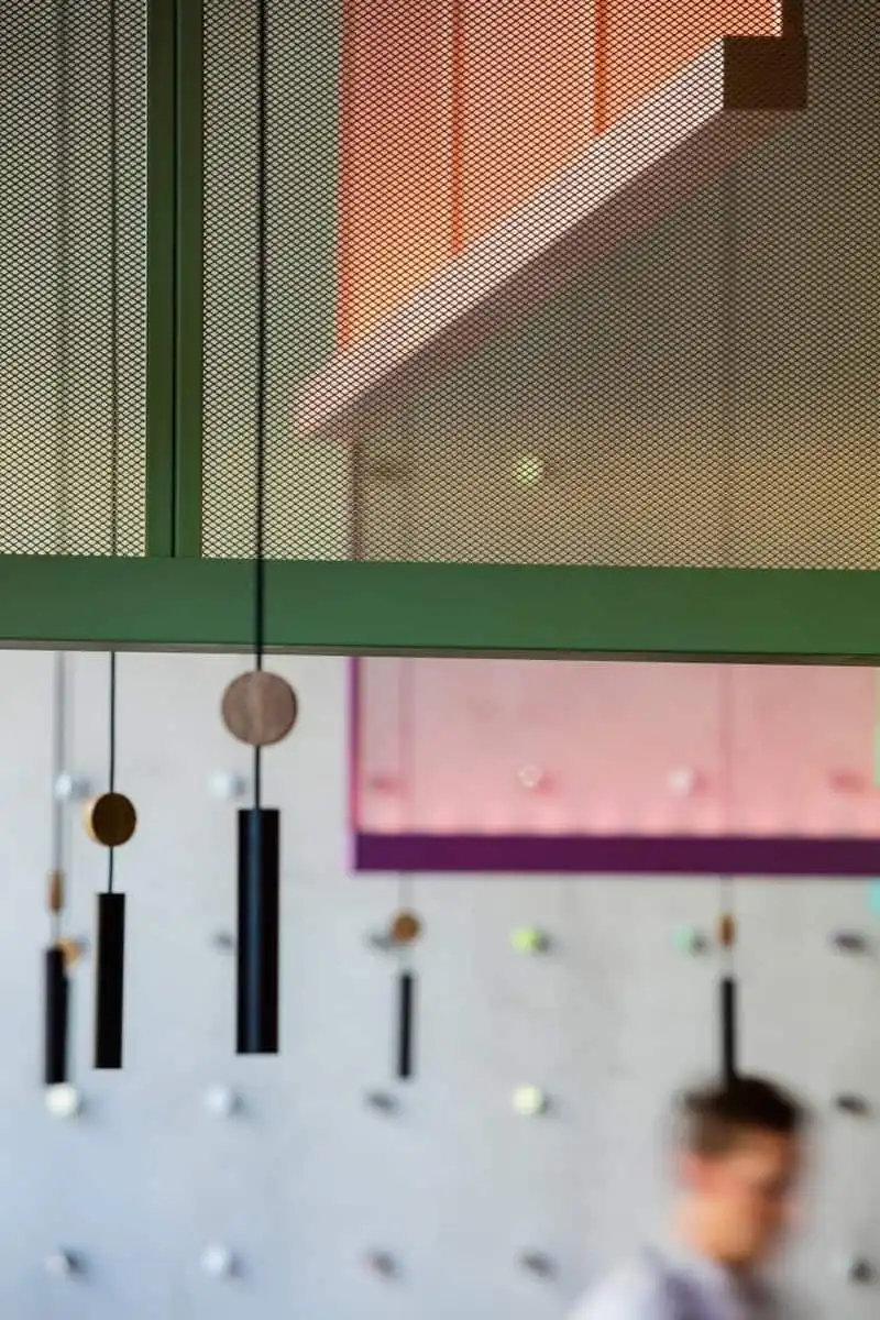 Du lịch Tel Aviv ghé nhà hàng Ya Pan độc đáo 8 Tạp chí Du lịch Wanderlust Tips | Du lịch Tel Aviv nhớ ghé nhà hàng rực rỡ sắc màu