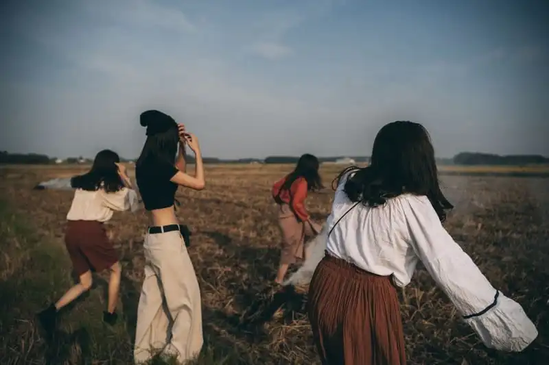 Bộ ảnh kỷ niệm 6 năm tình bạn nơi cánh đồng bình yên 12 Tạp chí Du lịch Wanderlust Tips | Bộ ảnh kỷ niệm 6 năm tình bạn nơi cánh đồng bình yên