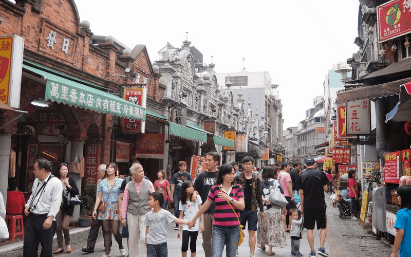 Tạp chí Du lịch Wanderlust Tips Bộ Ngoại giao lên tiếng vụ 152 du khách Việt nghi bỏ trốn ở Đài Loan