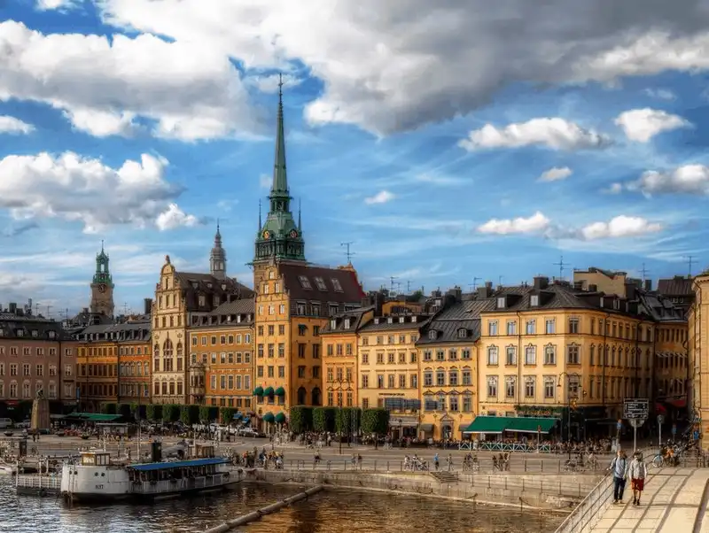 Tạp chí du lịch Wanderlust Tips Chi phí sinh hoạt cho một ngày ở các nước trên thế giới