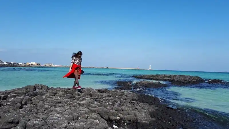 Tạp chí Du lịch Wanderlust Tips | Cô gái chia tay tuổi 25 bằng chuyến du lịch Hàn Quốc 