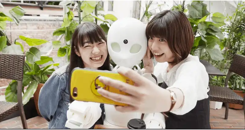 Tạp chí du lịch Wanderlust Tips Dawn ver.β, quán cà phê toàn robot phục vụ ở Nhật Bản