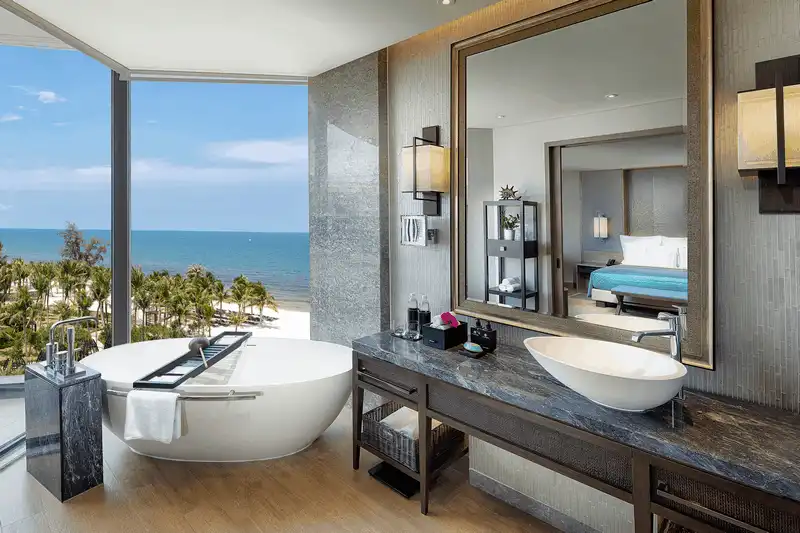 Tạp chí du lịch Wanderlust Tips InterContinental Phu Quoc Long Beach Resort giành 3 giải thưởng tại World Travel Awards 2018