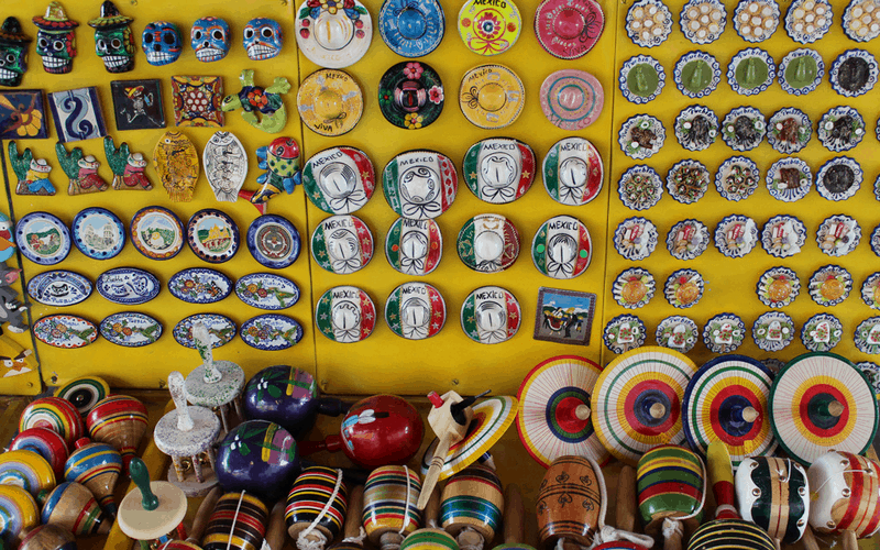 Tạp chí Du lịch Wanderlust Tips Lạc lối bởi màu sắc gốm sứ ở Mexico