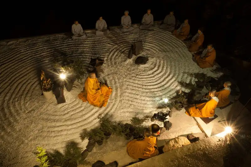 Tạp chí Du lịch Wanderlust Tips Chùa Linh Quy Pháp Ấn: Chốn bồng lai tiên cảnh nơi phố núi Lâm Đồng