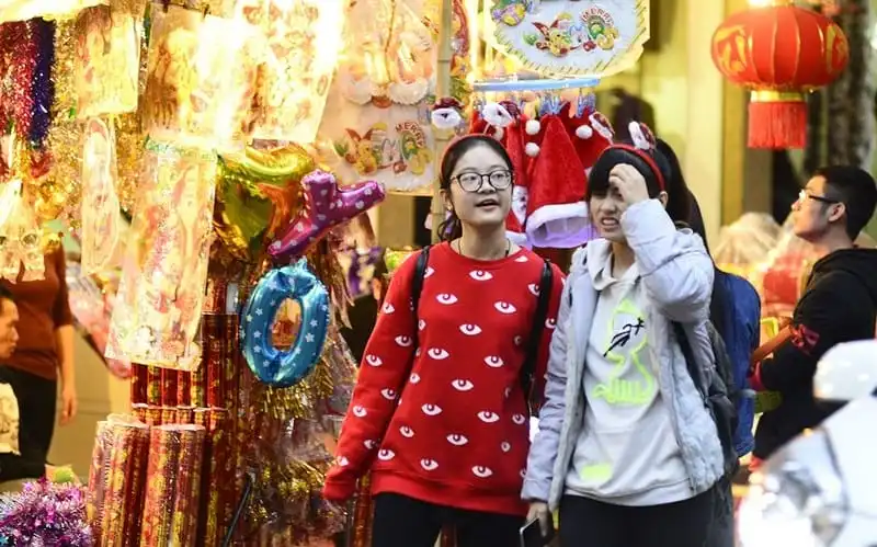 Tạp chí Du lịch Wanderlust Tips | Những địa điểm đón Giáng sinh đẹp nhất ở Hà Nội