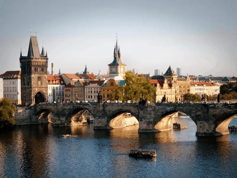Tạp chí Du lịch Wanderlust Tips Những địa điểm không thể bỏ lỡ khi du lịch đến thành phố Prague xinh đẹp
