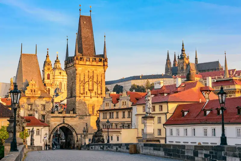 Tạp chí Du lịch Wanderlust Tips Những địa điểm không thể bỏ lỡ khi du lịch đến thành phố Prague xinh đẹp