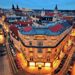 Tạp chí Du lịch Wanderlust Tips Những địa điểm không thể bỏ lỡ khi du lịch đến thành phố Prague xinh đẹp