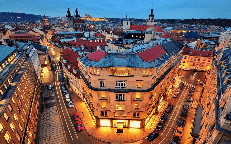 Tạp chí Du lịch Wanderlust Tips Những địa điểm không thể bỏ lỡ khi du lịch đến thành phố Prague xinh đẹp