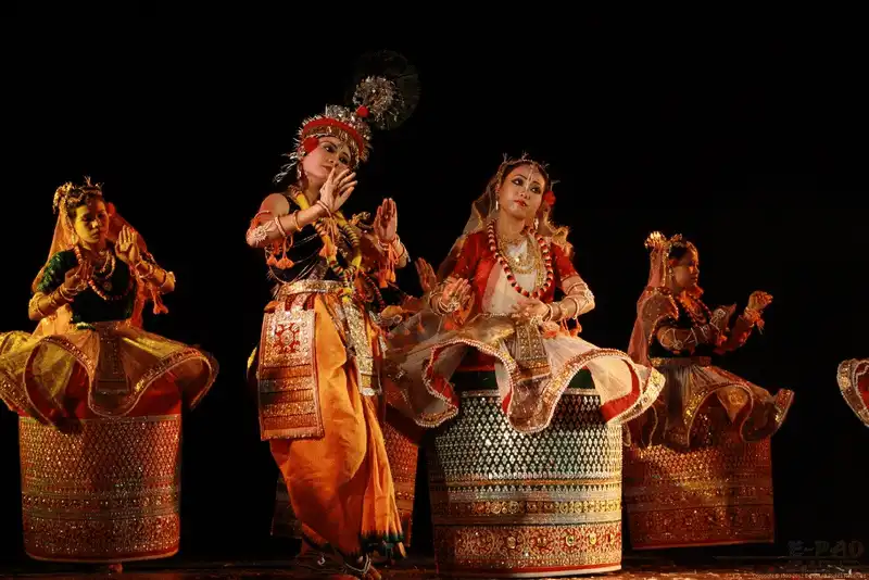 Tạp chí du lịch Wanderlust Tips Những điệu múa làm nên văn hóa truyền thống của Ấn Độ