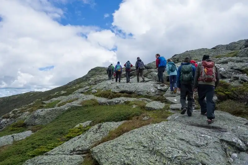 Tạp chí Du lịch Wanderlust Tips | Những tour du lịch mạo hiểm vòng quanh thế giới