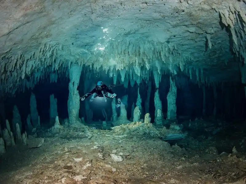 Tạp chí Du lịch Wanderlust Tips | Những tour du lịch mạo hiểm vòng quanh thế giới