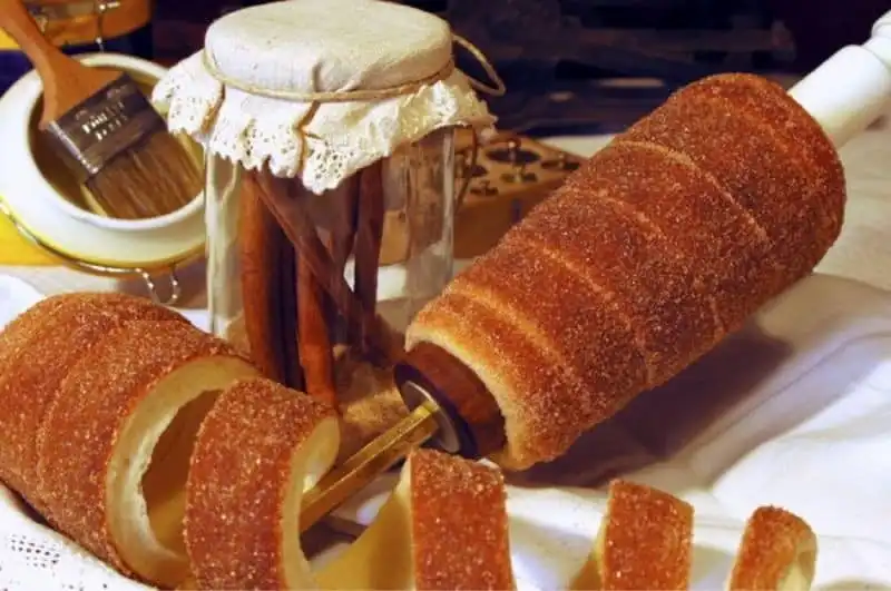 Phong vị quyến rũ ẩm thực Romania 8 Tạp chí Du lịch Wanderlust Tips | Phong vị quyến rũ ẩm thực Romania