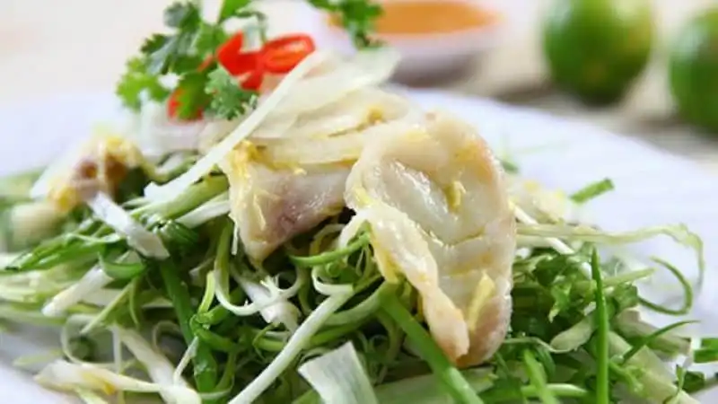 Tạp chí Du lịch Wanderlust Tips | Về Hà Tĩnh thưởng thức gỏi cá đục ngon khó cưỡng