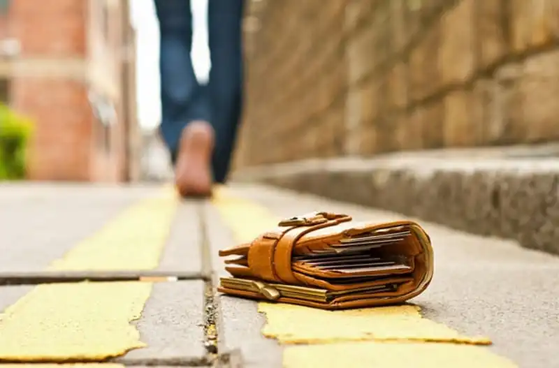 10 cách quản lý tiền thông minh khi đi du lịch 10 Tạp chí Du lịch Wanderlust Tips 10 cách quản lý tiền thông minh khi đi du lịch