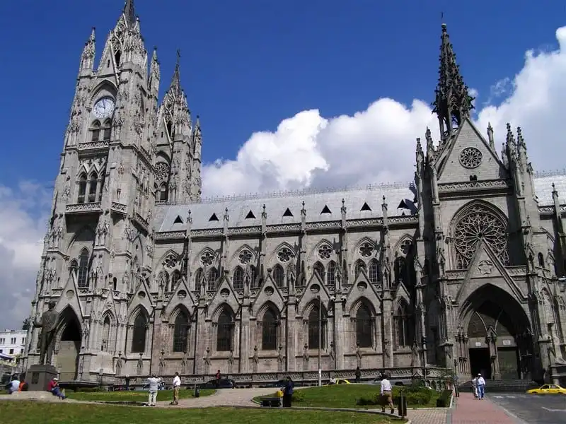 Tạp chí Du lịch Wanderlust Tips Bỏ túi những kinh nghiệm bổ ích khi du lịch Ecuador