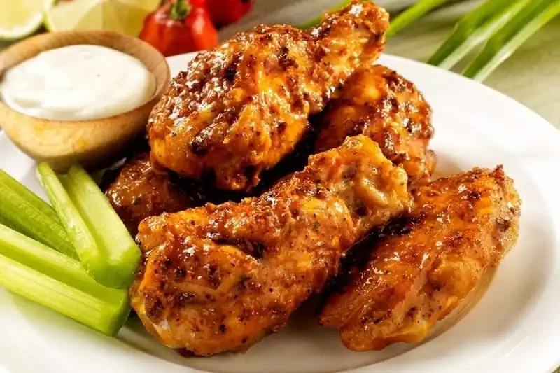 Tạp chí Du lịch Wanderlust Tips Khám phá ẩm thực tại các quốc gia tí hon