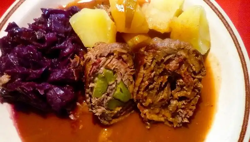 Tạp chí Du lịch Wanderlust Tips Khám phá hương vị đặc sắc của ẩm thực Đức