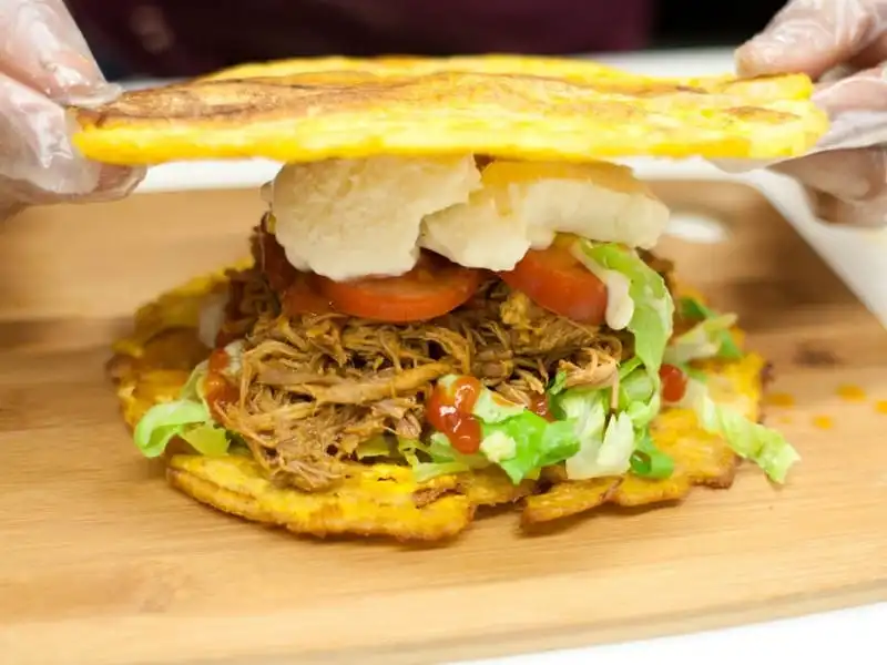 Khám phá sắc màu ẩm thực Venezuela 10 Tạp chí Wanderlust Tips Khám phá sắc màu ẩm thực Venezuela