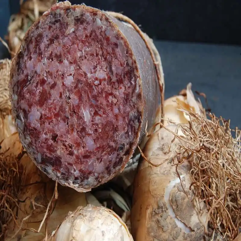 Tạp chí du lịch Wanderlust Tips Những món quà lưu niệm độc đáo chỉ có thể mua ở Hungary