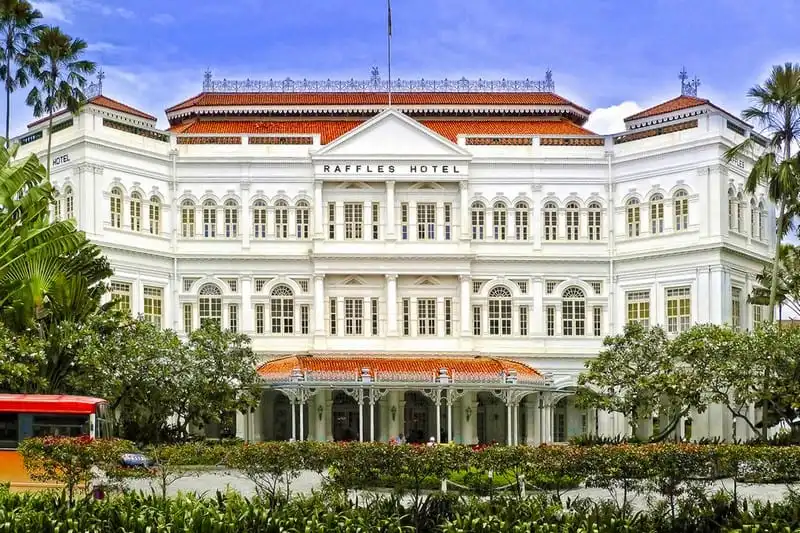 Tạp chí Wanderlust Tips Raffles Singapore Hotel - Biểu tượng quá khứ thuộc địa của Singapore 