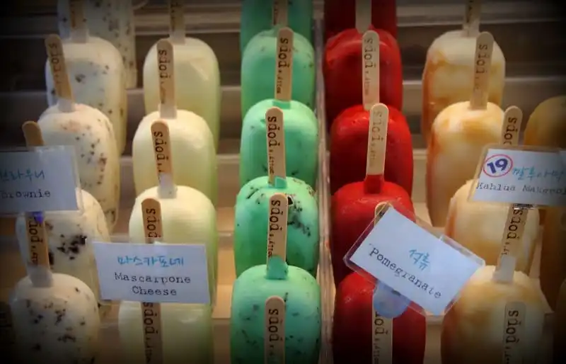 Sống ảo với những cây kem Hàn Quốc đầy sắc màu 6 Tạp chí Du lịch Wanderlust Tips Sống ảo với những cây kem Hàn Quốc đầy sắc màu