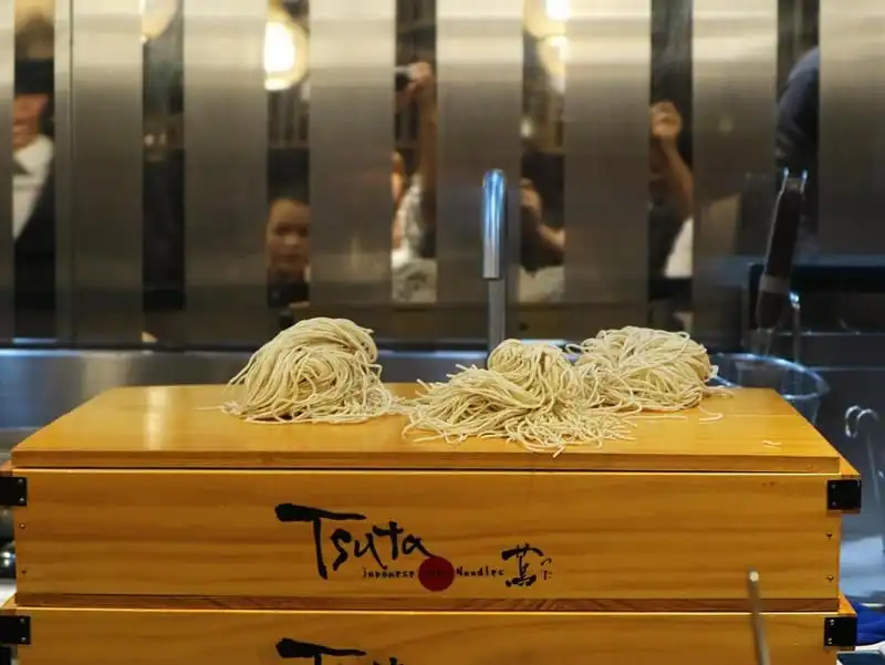 Tạp chí Wanderlust Tips Tiệm mì Tsuta: Tiêu chuẩn Michelin giá bình dân