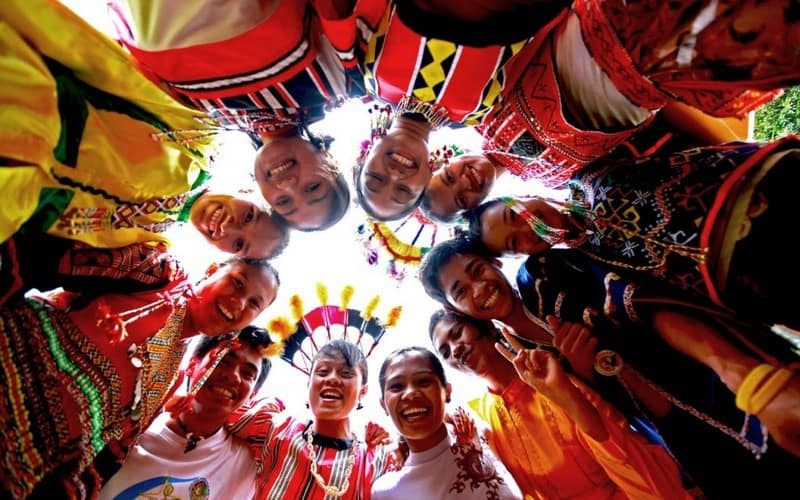 Tạp chí Wanderlust Tips Những nét đặc sắc trong văn hóa của xứ sở nghìn đảo Philippines