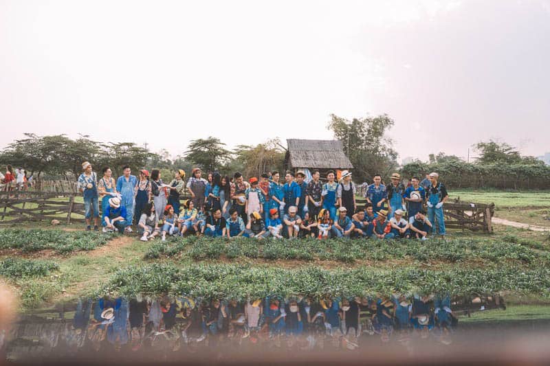 Tạp chí Du lịch Wanderlust Tips | Ghi dấu kỷ niệm thời áo trắng nơi thảo nguyên hoa mộng mơ