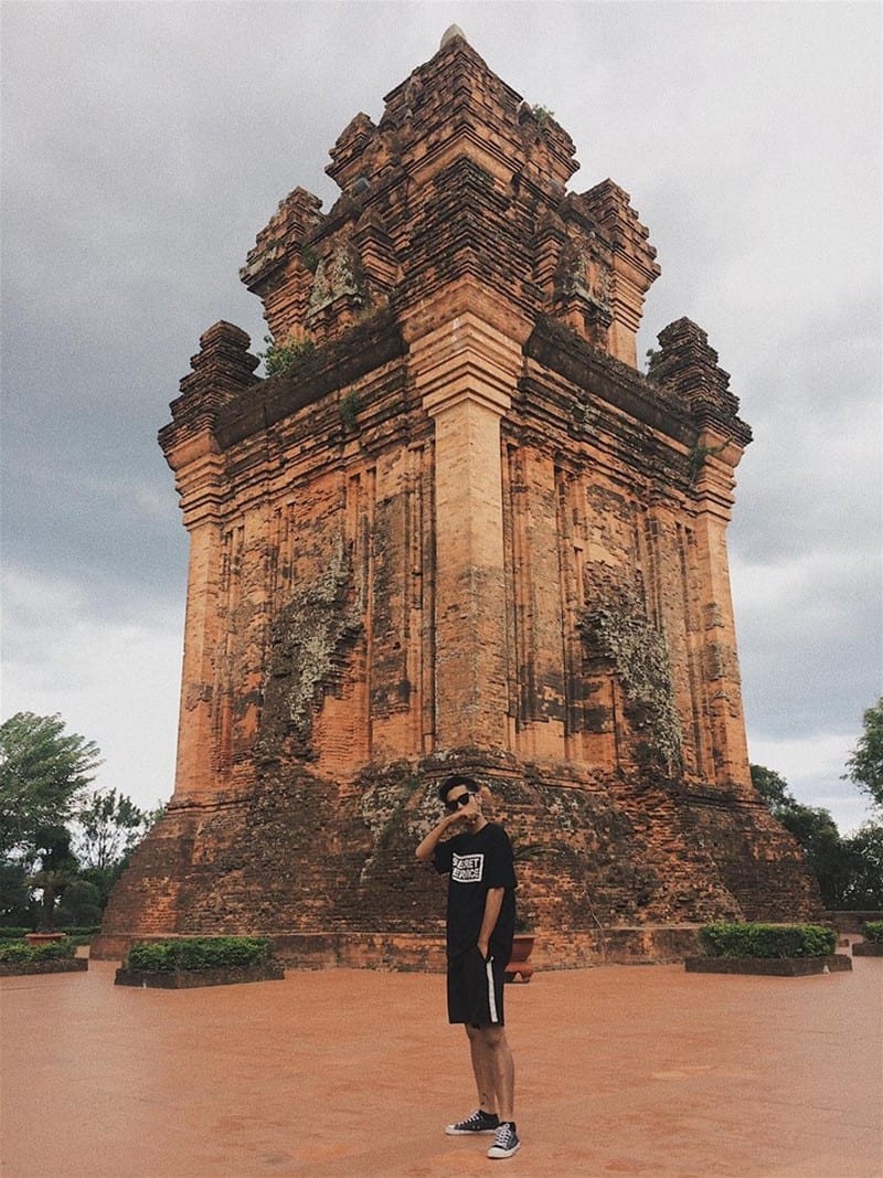 Cặp đôi Quảng Ninh ghi dấu tình yêu ở mảnh đất Phú Yên 11 Tạp chí Du lịch Wanderlust Tips | Cặp đôi vi vu Phú Yên với những khoảnh khắc đáng nhớ