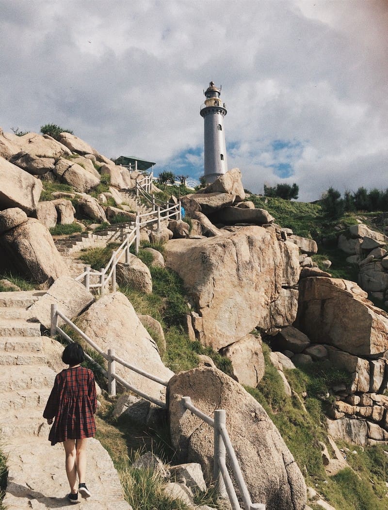 Cặp đôi Quảng Ninh ghi dấu tình yêu ở mảnh đất Phú Yên 10 Tạp chí Du lịch Wanderlust Tips | Cặp đôi vi vu Phú Yên với những khoảnh khắc đáng nhớ