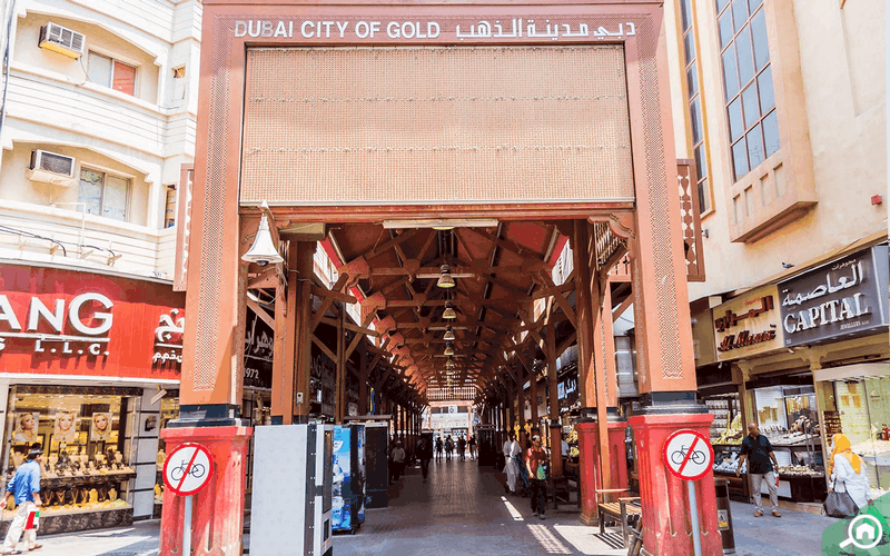 Tạp chí Du lịch Wanderlust Tips Chợ vàng Deira: Thiên đường mua sắm vàng ở Dubai