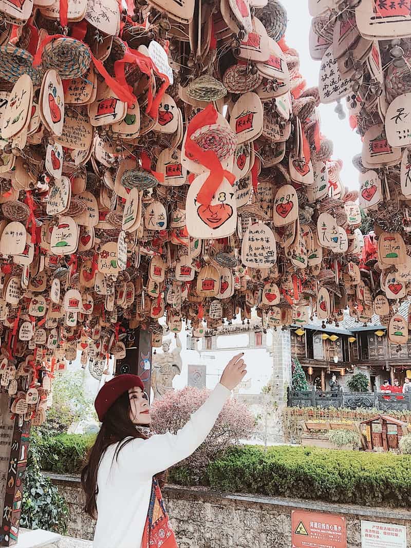 Tạp chí Du lịch Wanderlust Tips | Cô gái thương nhớ Lệ Giang sau chuyến đi tuổi 24