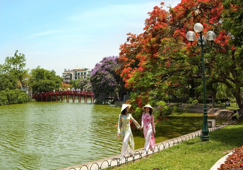 Tạp chí Du lịch Wanderlust Tips | Đền Ngọc Sơn trầm mặc giữa lòng thủ đô