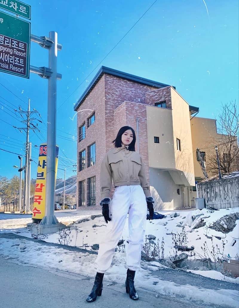 Hoa hậu Jolie Nguyễn chia sẻ kinh nghiệm trượt tuyết ở Hàn Quốc 6 Tạp chí Du lịch Wanderlust Tips | Hoa hậu Jolie Nguyễn chia sẻ kinh nghiệm trượt tuyết ở Hàn Quốc