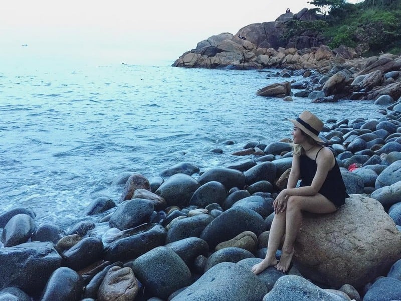 Tạp chí Du lịch Wanderlust Tips | Khám phá những bãi biển đẹp mê ly ở Quy Nhơn