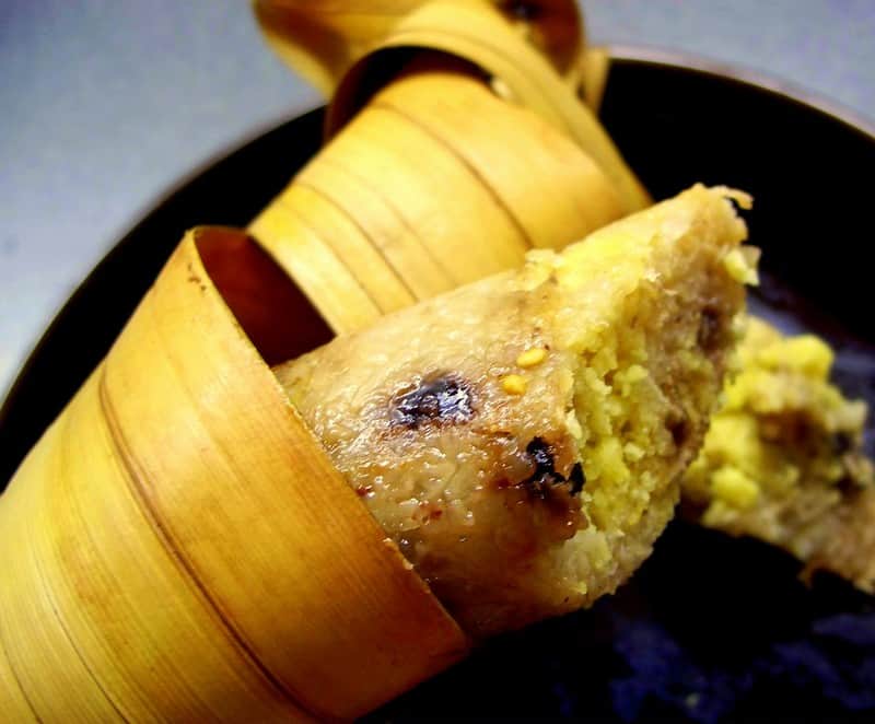 Tạp chí Du lịch Wanderlust Tips | Ẩm thực Việt Nam với những loại bánh "giấu mình trong lá"