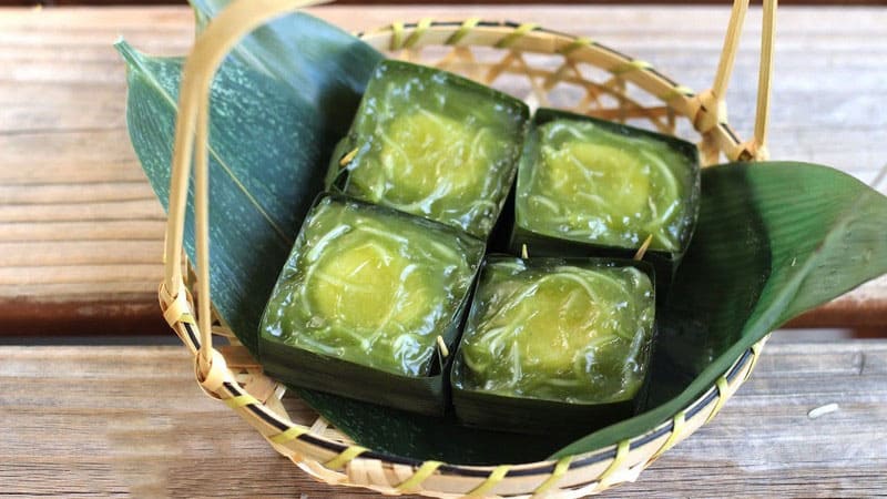 Tạp chí Du lịch Wanderlust Tips | Ẩm thực Việt Nam với những loại bánh "giấu mình trong lá"