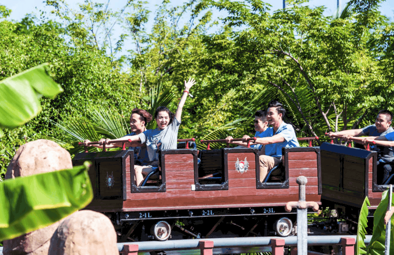 Tạp chí Du lịch Wanderlust Tips Khám phá văn hóa bốn phương tại Công viên châu Á, Đà Nẵng